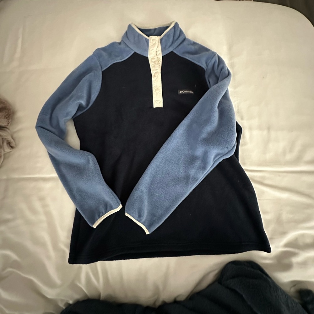 Columbia pullover